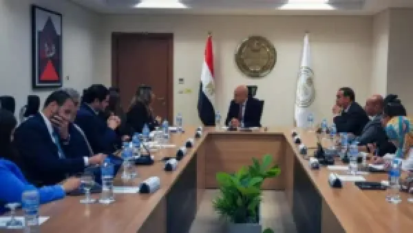 وزير التعليم المصري يعتمد إتقان البرمجة شرطًا أساسيًا للتخرج من الجامعات