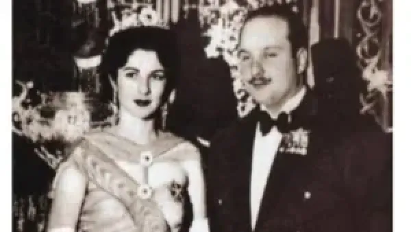 تاج الملكة فريدة في متحف المجوهرات: تصميم ذهبي مرصع بالألماس يكشف عن تاريخ نادر