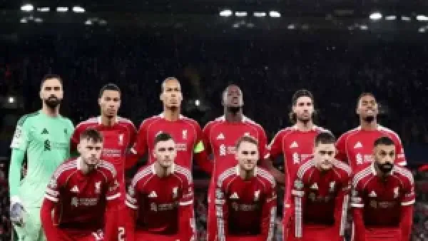 دوري أبطال أوروبا: ليفربول يواجه أيندهوفن في مواجهة تحدي حسم التأهل