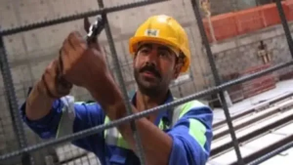 سعر الحديد اليوم الثلاثاء 9-12-2025 يواصل الاستقرار مع ثبات الأسواق والمصانع