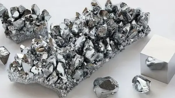 سعر الفضة اليوم.. قفزة جديدة في تداولات الأربعاء بأسواق الصاغة المصرية