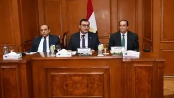 وحدات إسكان اجتماعي.. وزير الإسكان يوضح حقيقة تخصيص العلمين الجديدة للأغنياء فقط