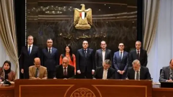 بشكل دقيق.. رئيس الوزراء يشهد توقيع بروتوكول لتدقيق أرقام الصادرات والواردات المصرية