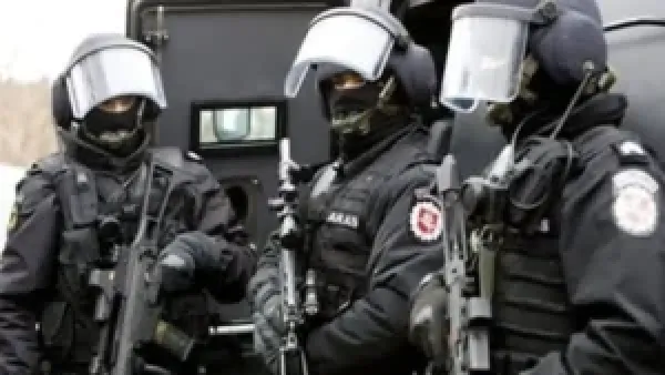 حالة الطوارئ في ليتوانيا بسبب بالونات التهريب العابرة من بيلاروسيا وتبعاتها الأمنية