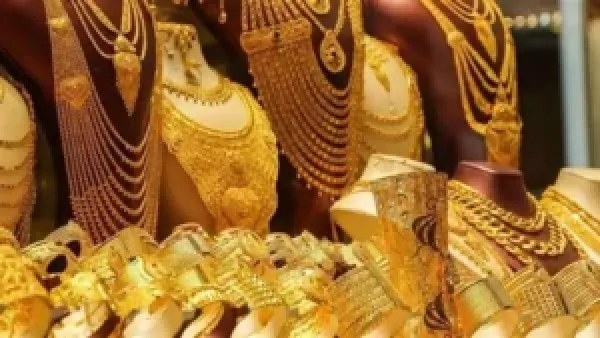 سعر الذهب في مصر اليوم: تحديث لحظي يؤثر على قرارات الشراء والادخار