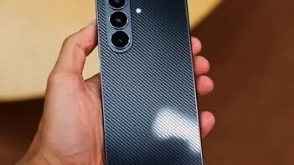 شاشة قابلة للطي.. هاتف سامسونج Galaxy Z TriFold بمواصفات وأسعار السوق المصري