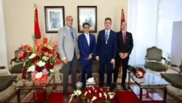 استقبال رسمي لبعثة الأهلي بالمغرب بحضور وفد السفارة المصرية ونائب رئيس نادي الجيش الملكي