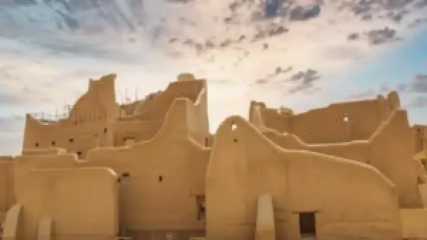 مشروع الدرعية لتطوير أكبر موقع تراثي عالمي يعيد تشكيل المشهد الثقافي والتاريخي