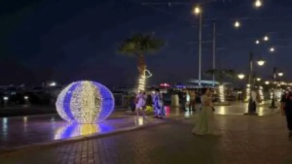 أبرز الوجهات.. قائمة أفضل أماكن تسوق واحتفالات الكريسماس قبل انطلاق العام الجديد