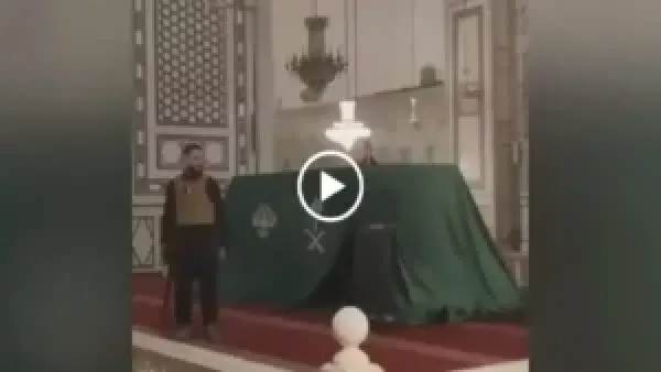 الهدية السعودية في الأموي 8 ديسمبر وترابطها الرمزي بيوم التحرير