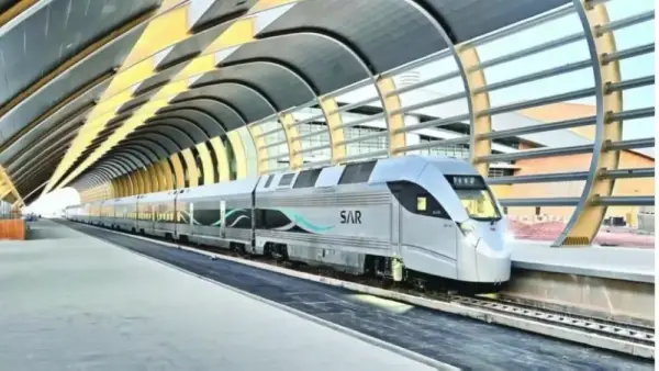 72 مليون يورو تُكلفته.. مواصفات أفخم قطار صحراوي وسعر الليلة الواحدة المفاجئ