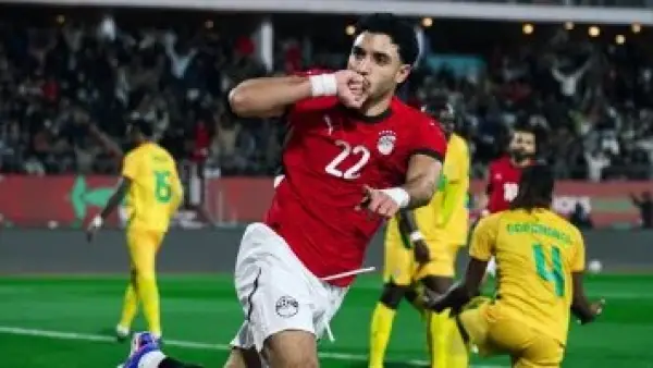 صلاح ومرموش يقودان هجوم منتخب مصر في مواجهة مرتقبة أمام جنوب أفريقيا