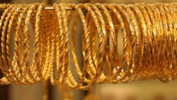 الدهب جنن الناس.. سعر الذهب اليوم بالسوق المصرى  عيار 21 الآن بعد آخر ارتفاع (تحديث رسمي)