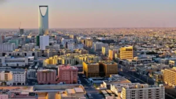 السعودية تطلق نظاماً رقمياً جديداً لتأشيرة الزيارة العائلية يختصر الإجراءات إلى دقائق ويضمن الموافقة الفورية