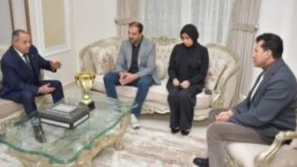 وزير الشباب ومحافظ بورسعيد يعبران عن تعازيهما لأسرة السباح يوسف محمد إثر وفاته