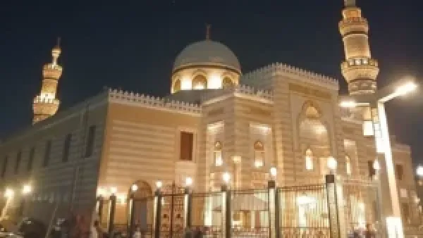 مولد السيدة نفيسة يجمع المصريين في احتفالية روحية تستمر حتى الليلة الختامية