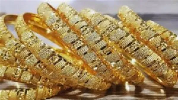 خبير لمالكي الذهب: البيع الآن مخاطرة.. والأسعار تتجه لتحقيق قفزة تاريخية
