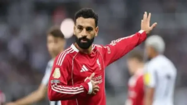 فان دايك وروبرتسون يتحدثان بصراحة عن تأثير أزمة محمد صلاح على فريق ليفربول