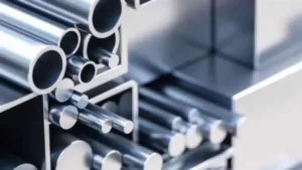 سعر سلندرات الألومنيوم يتحدد اليوم في السوق المحلي وسط طلب متزايد من قطاعات البناء والنقل