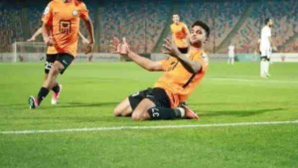 الأهلي يطلق مفاوضات جدية مع أسامة فيصل لتعزيز خط الهجوم بعد تعثر بيراميدز