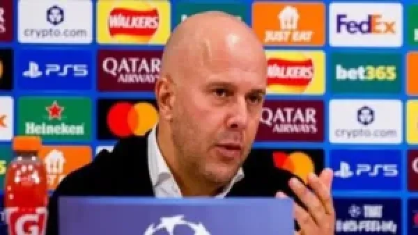 محمد صلاح لن يرافق منتخب مصر في الرحلة المقبلة وفقًا لتصريح أرنى سلوت