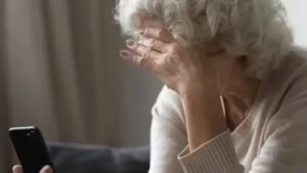 انقطاع التنفس أثناء النوم يرتبط بنزيف دماغي صامت وتلف الخلايا العصبية.