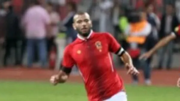 3 أهداف في مباراة واحدة.. كيف بدأ عماد متعب أسطورته التهديفية مع الأهلي؟