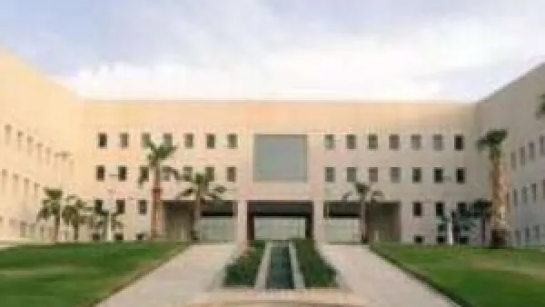 تعليق الدراسة وتحويلها "عن بعد".. القرار النهائي أصبح بيد مدير المدرسة