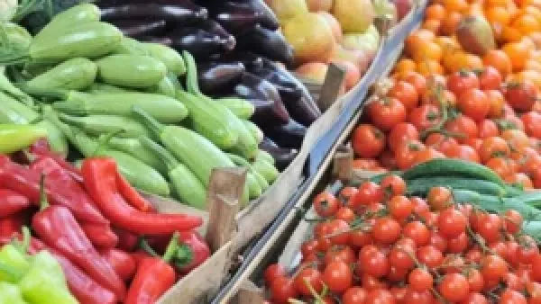 ارتفاع أسعار الخضار في سوق العبور اليوم: زيادة ملحوظة في تكلفة الطماطم والبطاطس والبصل