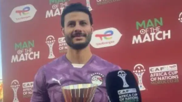 موقف محمد الشناوي.. الأهلي يحسم الجدل حول عروض رحيل حارسه بعد تألق دولي جديد
