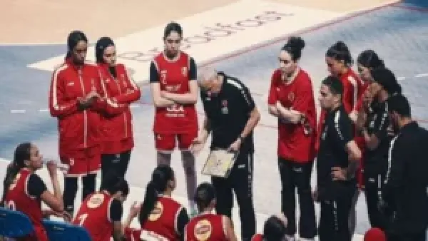 الأهلي ينطلق بقوة أمام جمعية الأصدقاء الإيفواري في افتتاح بطولة أفريقيا لسيدات السلة