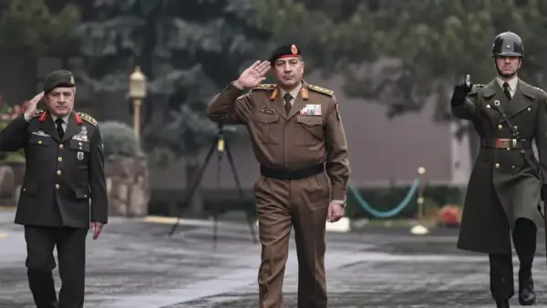 تحطم طائرة بتركيا.. مقتل رئيس أركان الجيش الليبي في حادث يثير التساؤلات