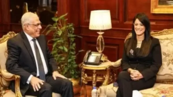 تسليم 17 مركز تكنولوجيا متنقلا يعزز قدرات النيابة في مواجهة القضايا الإلكترونية