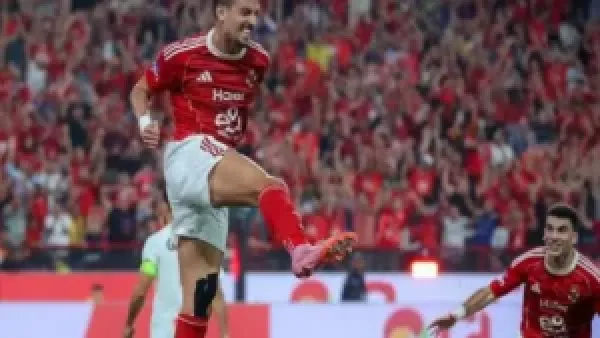 طaher محمد يكشف تفاصيل مباراة الأهلي والجيش الملكي وتسلسل حادثة «سكينة المعجون»