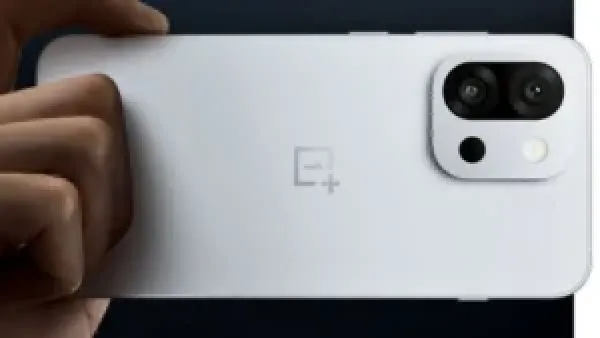 هاتف Poco C85 الاقتصادي بمواصفات احترافية وخصم كبير على سماعات جالاكسي بودز كور