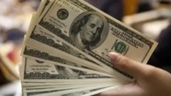 تحديث سعر الدولار.. قيمة صرف العملة داخل بنك التعمير والإسكان مقابل الجنيه اليوم