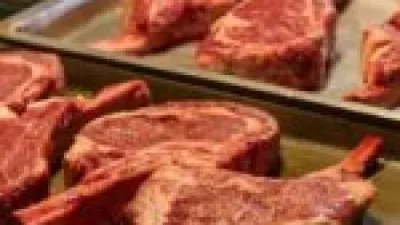 تحديثات الأسعار.. قائمة أسعار اللحوم في الأسواق المحلية خلال تعاملات ديسمبر 2025