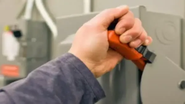 انقطاع الكهرباء عن 12 منطقة في كفر الشيخ يتسبب في توقف الخدمات خمس ساعات متواصلة