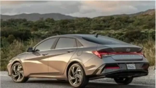 تحرك عاجل لحماية السائقين.. استدعاء هيونداي إلنترا CN7 في مصر لتغيير مشد أحزمة الأمان مجانًا | التفاصيل الكاملة وخطوات الحجز