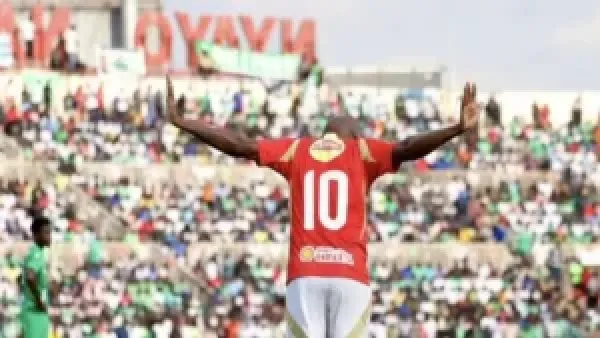 استبعاد لاعب الأهلي السابق يؤثر على تشكيلة منتخب جنوب أفريقيا في كأس الأمم