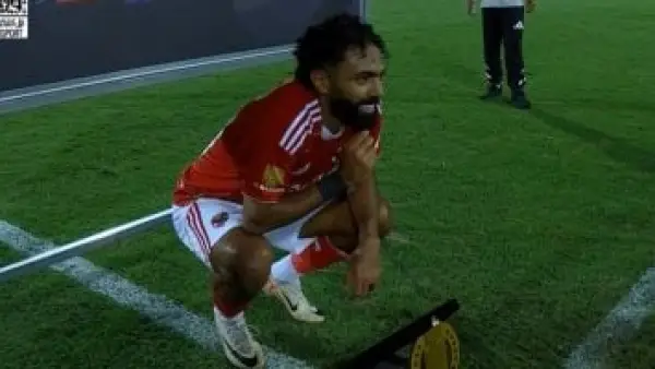 لأول مرة تاريخياً.. حسين الشحات يرتدي شارة قيادة الأهلي في مباراة الليلة