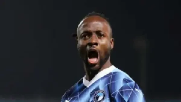 قرار فيستون ماييلي بالانتقال إلى الأهلي يعزز صفوف الفريق قبل الموسم الجديد