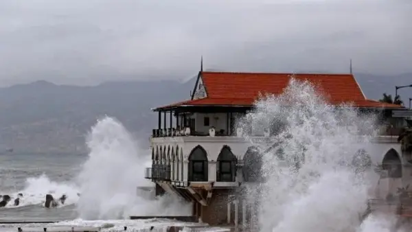 منخفضات جوية قادمة.. تقرير يكشف فرص غرق شوارع لبنان نتيجة تقلبات الطقس الحادة