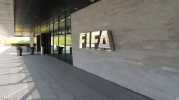 15 ناديًا سعوديًا يخرجون من دوري روشن بعد قرارات فيفا وعقوبات تشمل الشباب وضمك