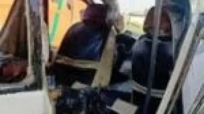 فاجعة في الدقهلية.. مصرع طفلة وإصابة 13 شخصًا إثر تصادم ميكروباص بسيارة نقل