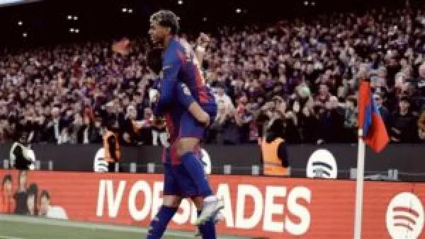 برشلونة يفوز برباعية في كامب نو ويحتل صدارة الليجا مؤقتًا