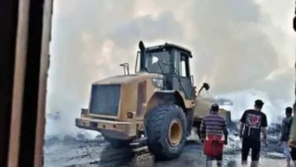 السيطرة على حريق مخزن سجاد وموكيت بأوسيم تحد من الخسائر وتمنع انتشار الحريق