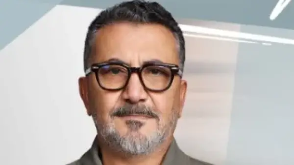 فلسفة الإنتاج.. نصر محروس يكشف أسرار صناعة نجوم الموسيقى في مصر