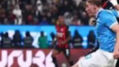 قبل انطلاق الصافرة.. موعد نهائي السوبر الإيطالي بين نابولي وبولونيا والقنوات الناقلة للمواجهة