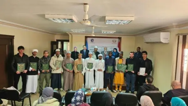 بمشاركة 61 جنسية.. جمعية الصداقة المصرية الأذربيجانية تمنح شهادات لـ 186 طالبًا بالقاهرة